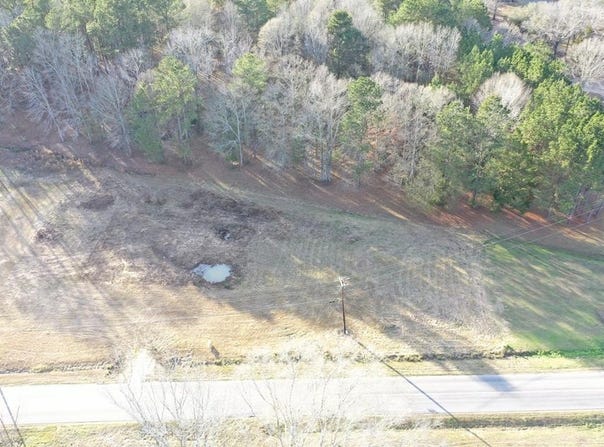 Magnolia Road, LAUREL, MS 39443