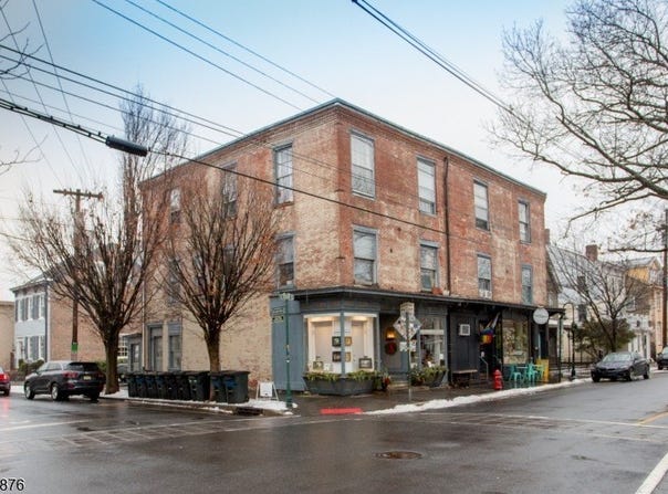 45 N Union St, Lambertville City, NJ 08530-1703
