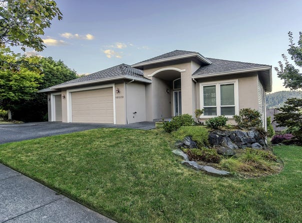 10520 SE ISAAC Dr, HappyValley, OR 97086