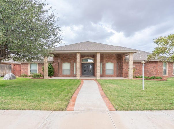 2700 Savoy Place, Midland, TX 79705