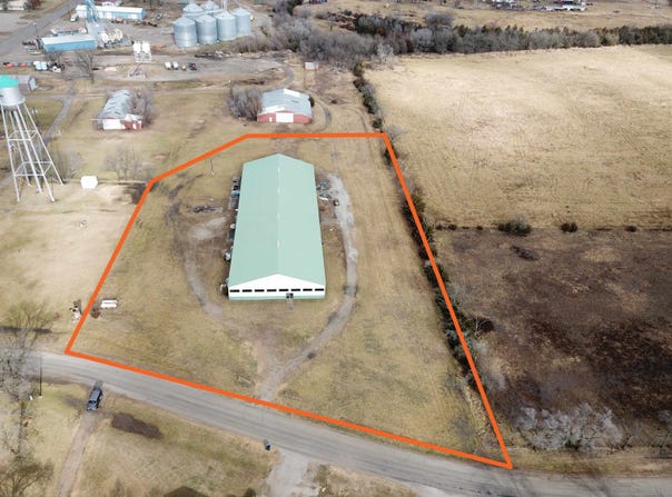 136 E Main, Severy, KS 67137