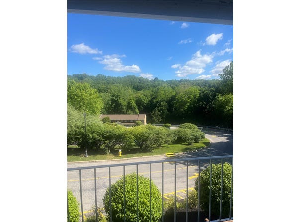 1840 Crompond Road, Peekskill, NY 10566