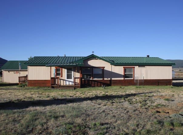 575 Lake Ave, Eagle Nest, NM 87714-0000