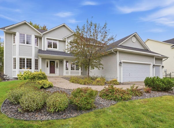 16130 39th Place N, Plymouth, MN 55446