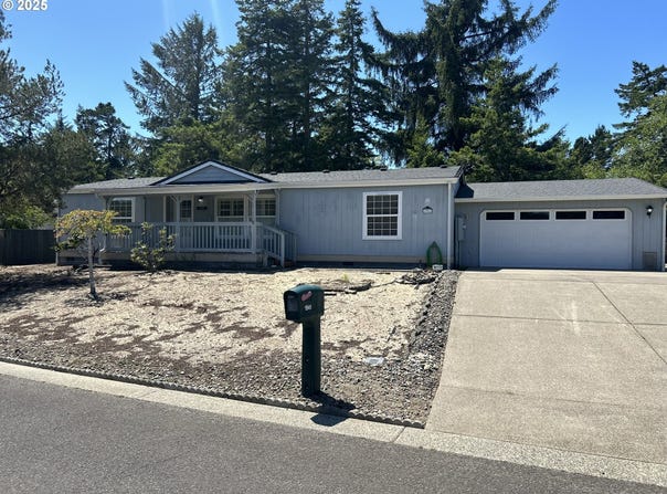 1941 WILLOW LOOP, Florence, OR 97439