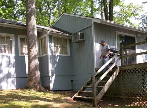 3097 Skyway Dr, Moneta, VA 24121