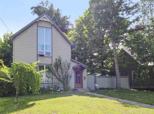 120 N OAK, TRAVERSE CITY, MI 49684