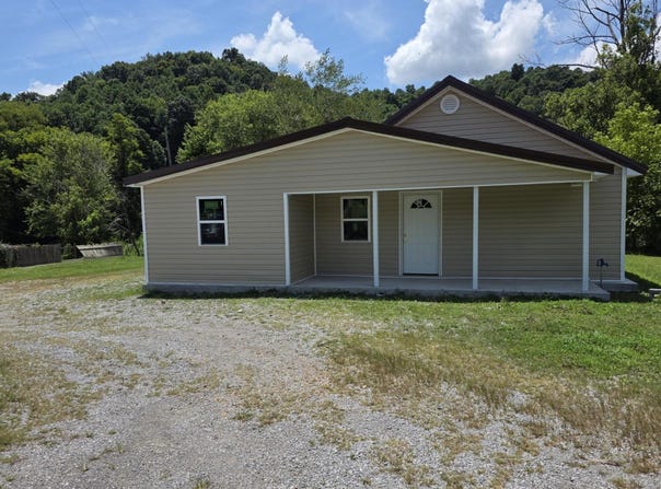 45 Geneva-McKinney Road, Hustonville, KY 40437