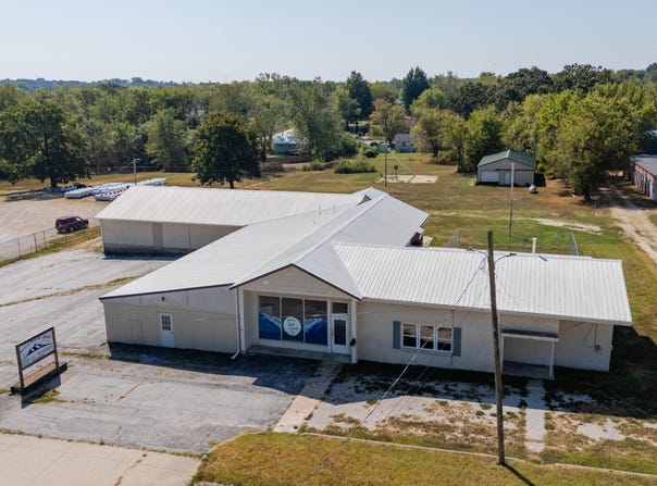 610 W 3rd Street, Mountain Grove, MO 65711