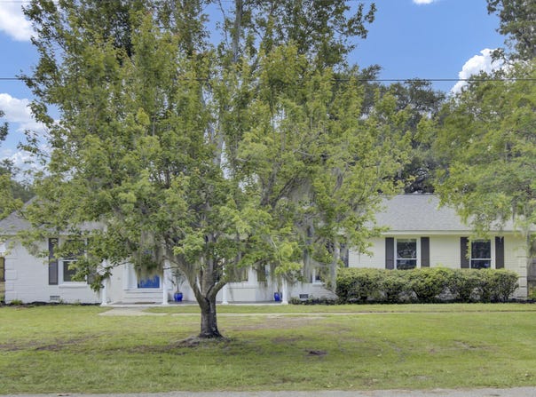 1822 Mallard Circle, Moncks Corner, SC 29461