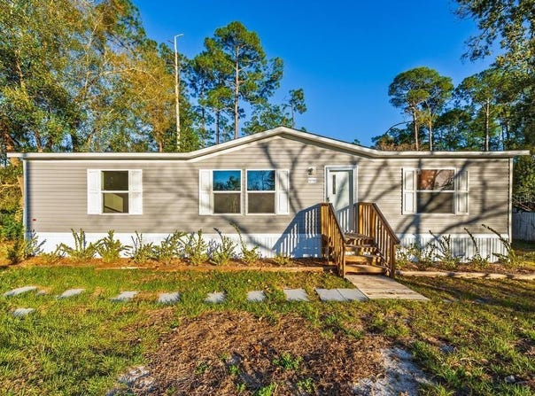 43740 SUNSET DRIVE, PAISLEY, FL 32767
