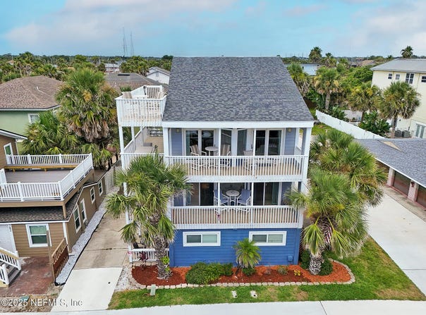 724 1ST Street S, Jacksonville Beach, FL 32250