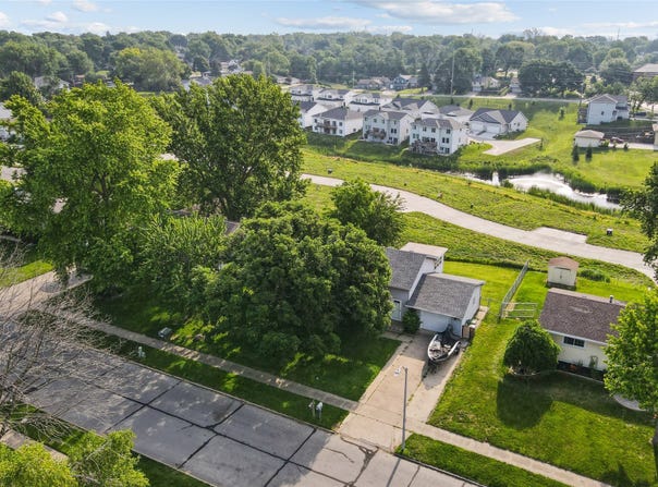 43 Constitution Boulevard, Pleasant Hill, IA 50327