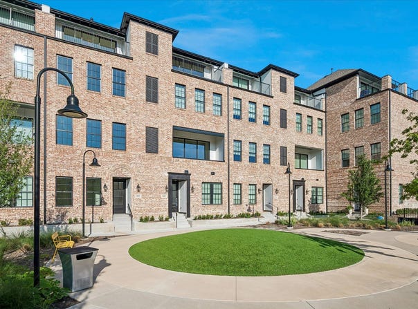 6005 Laurel Lane, Addison, TX 75001