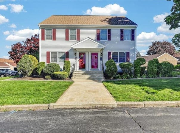 2970 Mendon Road, Cumberland, RI 02864