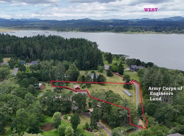 Jeans RD, Veneta, OR 97487