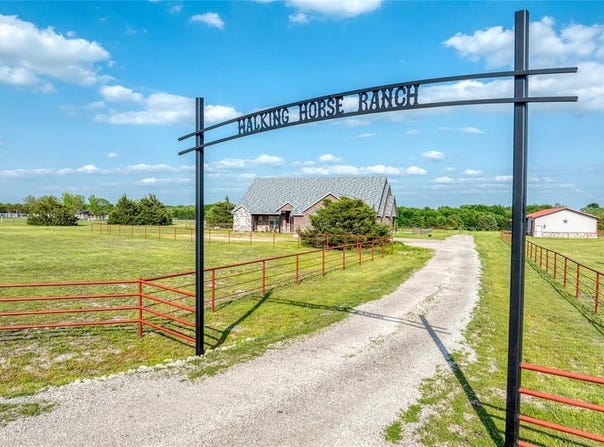 8636 Morgan Road, Blue Ridge, TX 75424