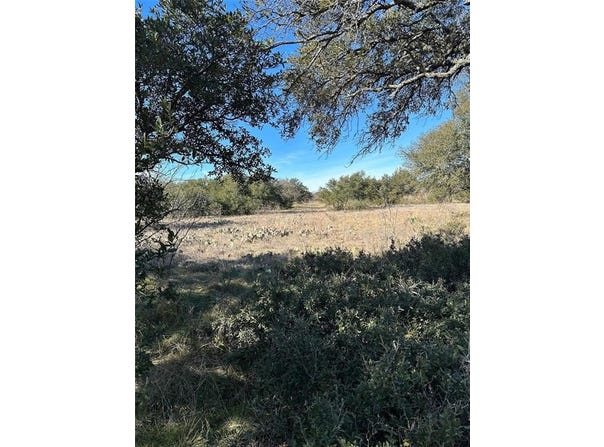 127 Woods Landing Drive, Brownwood, TX 76801