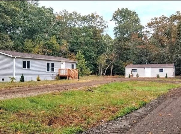 378 8th St, Mays Landing, NJ 08330