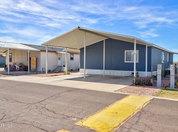 2200 N Delaware Drive, Apache Junction, AZ 85120