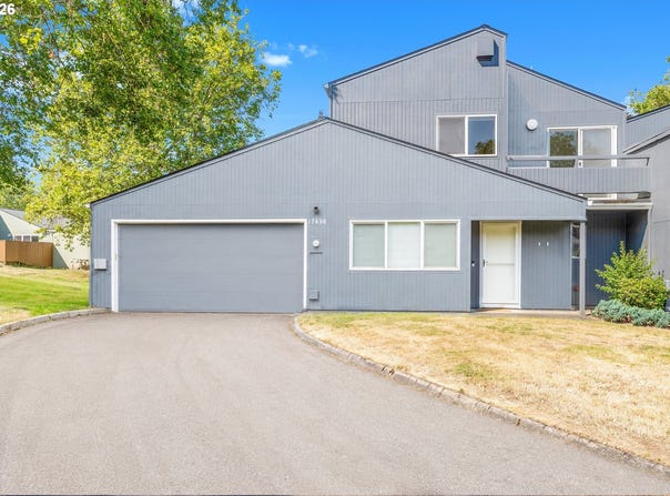 17650 NW ROLLING HILL Ln, Beaverton, OR 97006