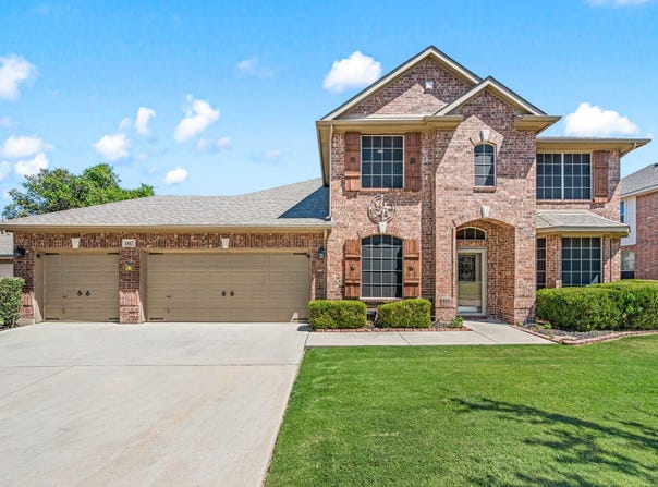 1417 White Ash Street, Saginaw, TX 76131