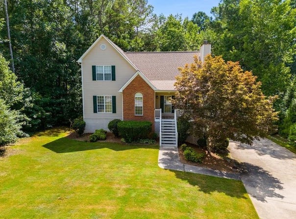 98 Cottage Way, Carrollton, GA 30117