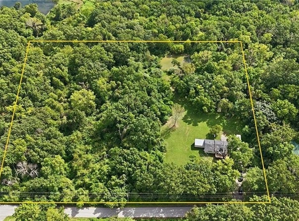 2915 S Slaughter Road, Grain Valley, MO 64029