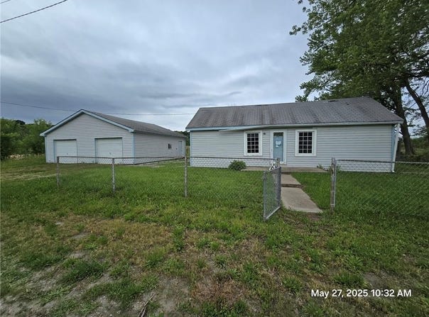 15019 Waterloo Road, Wellington, MO 64097