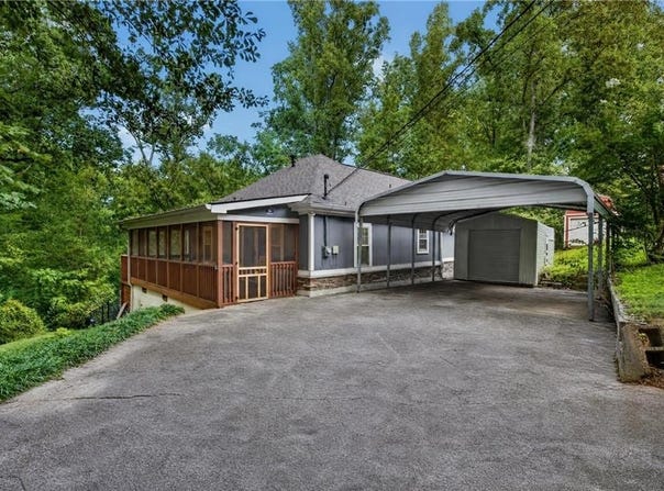 89 Silas King Street, Buford, GA 30518