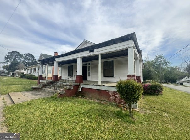 300 E Church, Vienna, GA 31092