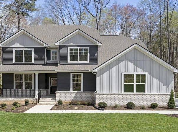 187 FAIRFIELD DR, STAUNTON, VA 24401