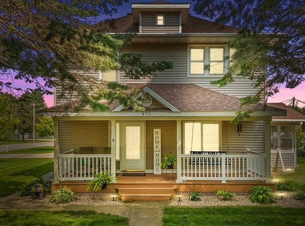 490 W 11th Street, Garner, IA 50438