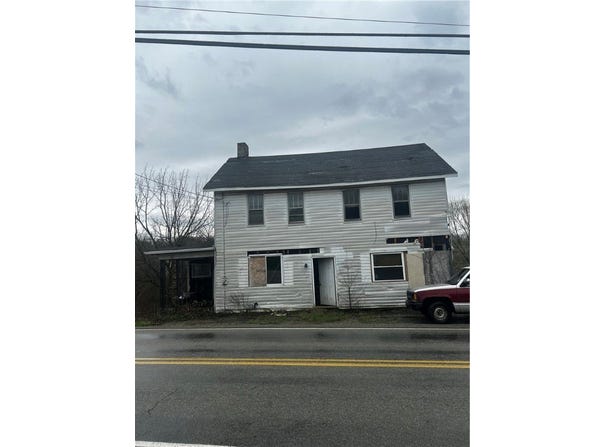 3117 W Crawford Ave, Dunbar, PA 15425