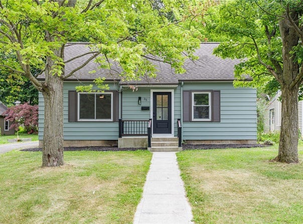 35 Briggs Avenue, Perinton, NY 14450