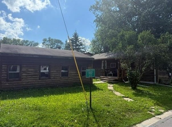 102 N Main, BYRON, IL 61010