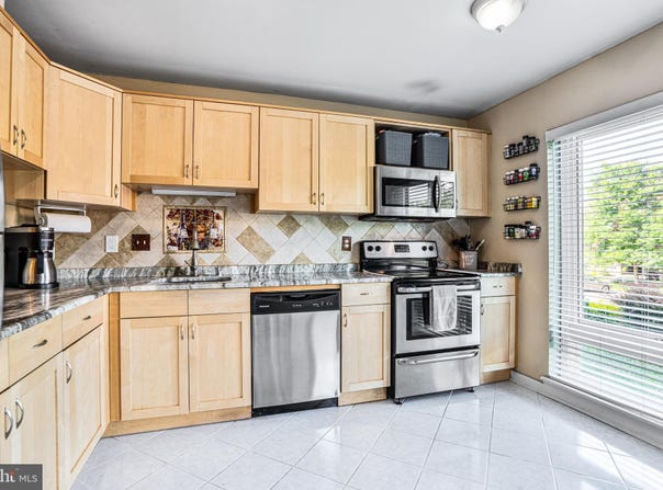 128 ROBERTS LANE, ALEXANDRIA, VA 22314