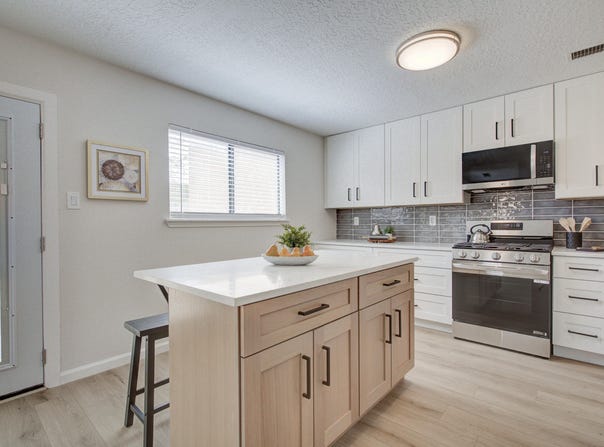 4920 BLACK Drive NW, Albuquerque, NM 87120