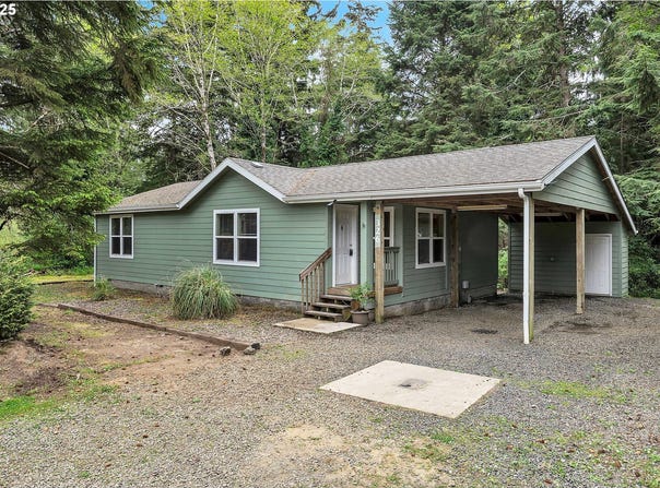 326 SE 118TH ST, South Beach, OR 97366