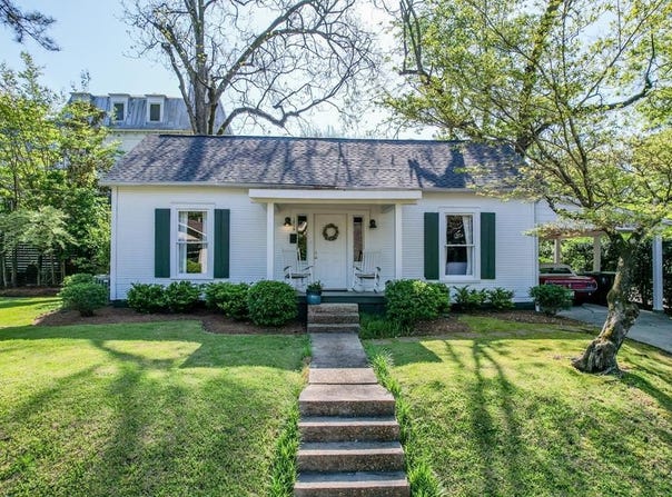 1015 S 11th, Oxford, MS 38655
