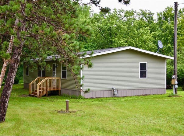 1824 189th Street E, Clearwater, MN 55320