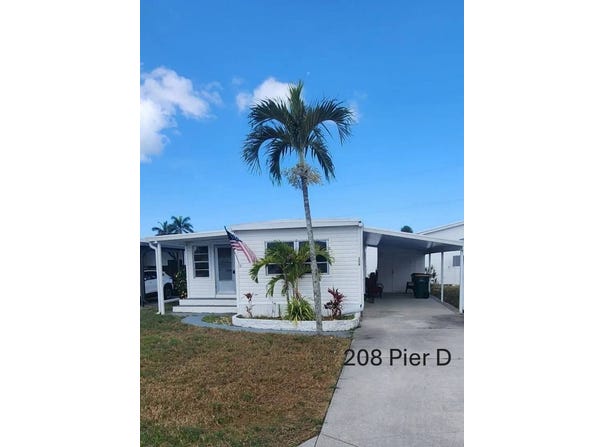 208 PIER D, Naples, FL 34112