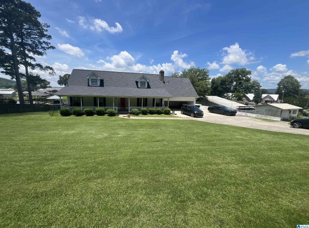 1075 LAKEMONT DRIVE, GADSDEN, AL 35907
