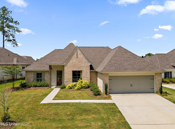 172 Hampton Ridge, Madison, MS 39110