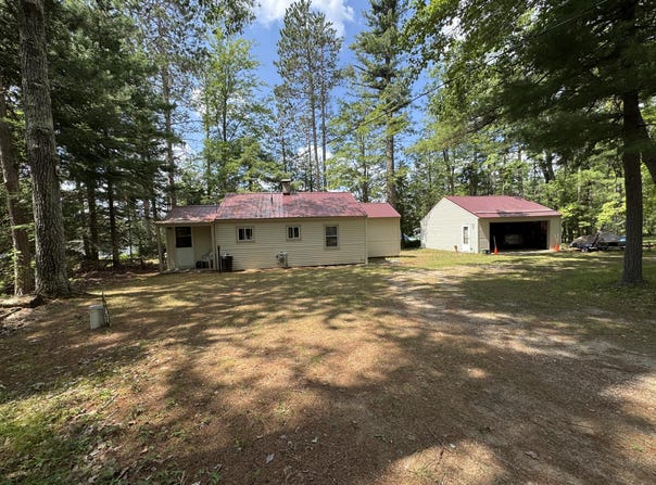 3983 S Mielke Way Road, Lewiston, MI 49756