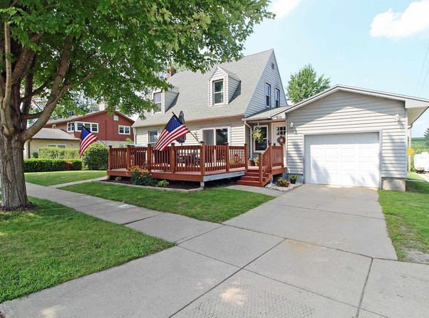 910 Willow Street, Plain, WI 53577