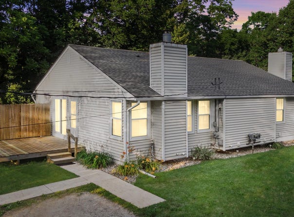 7839 Horseshoe Creek Drive, Whitmore Lake, MI 48189
