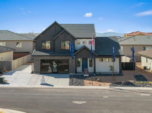352 N Rhyolite Dr, Hurricane, UT 84737