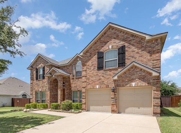 4931 Soaring Eagle Court, Grand Prairie, TX 75052