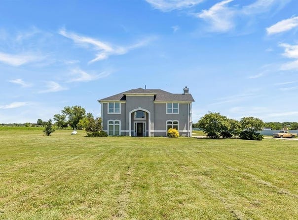 9583 Neal Road, Forney, TX 75126